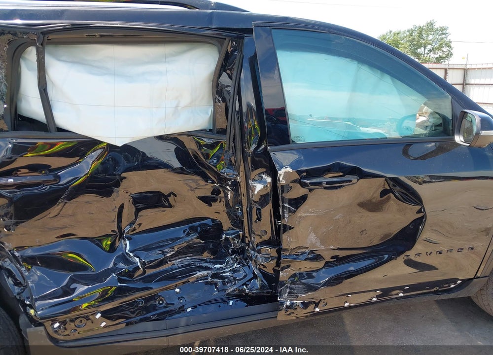 2024 CHEVROLET TRAVERSE AWD Z71 VIN: 1GNEVJKSXRJ164804