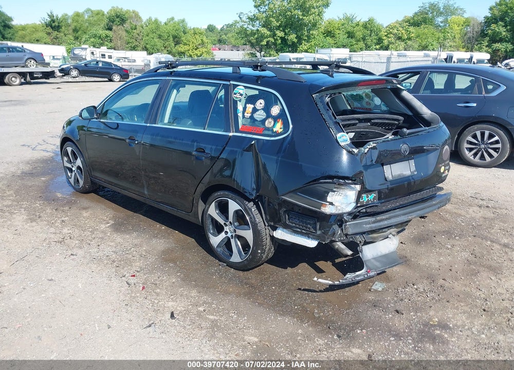 2013 VOLKSWAGEN JETTA SPORTWAGEN 2.0L TDI VIN: 3VWML7AJ8DM631121