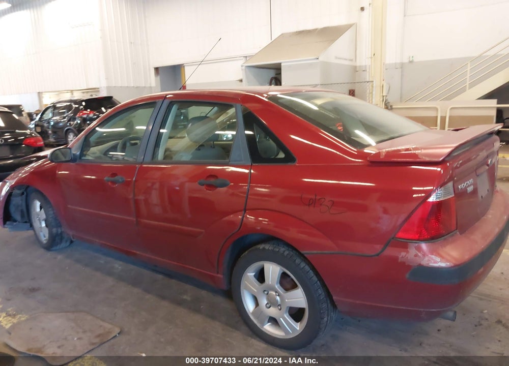 2005 FORD FOCUS ZX4 VIN: 1FAFP34N85W193666