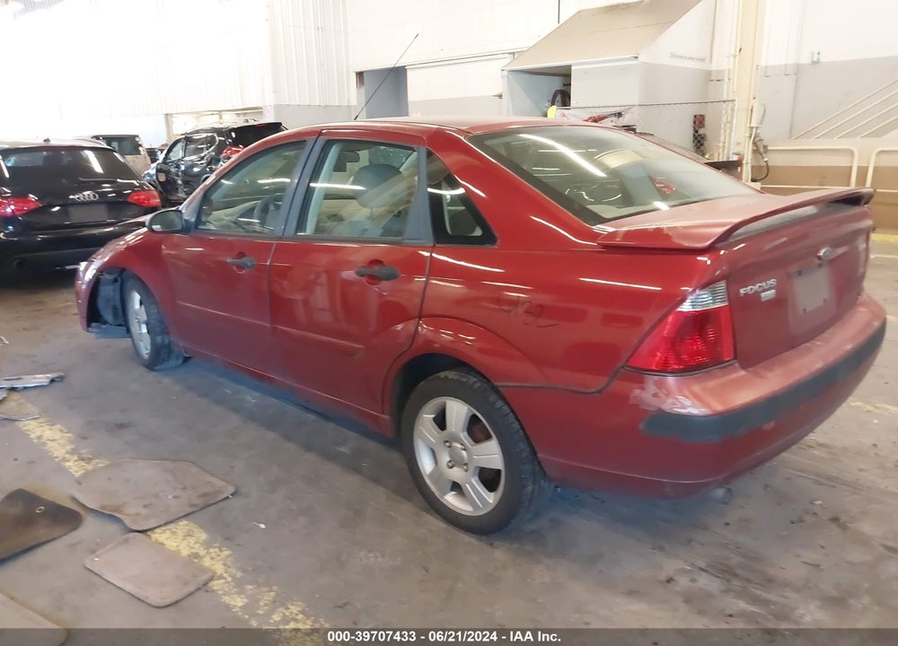 2005 FORD FOCUS ZX4 VIN: 1FAFP34N85W193666