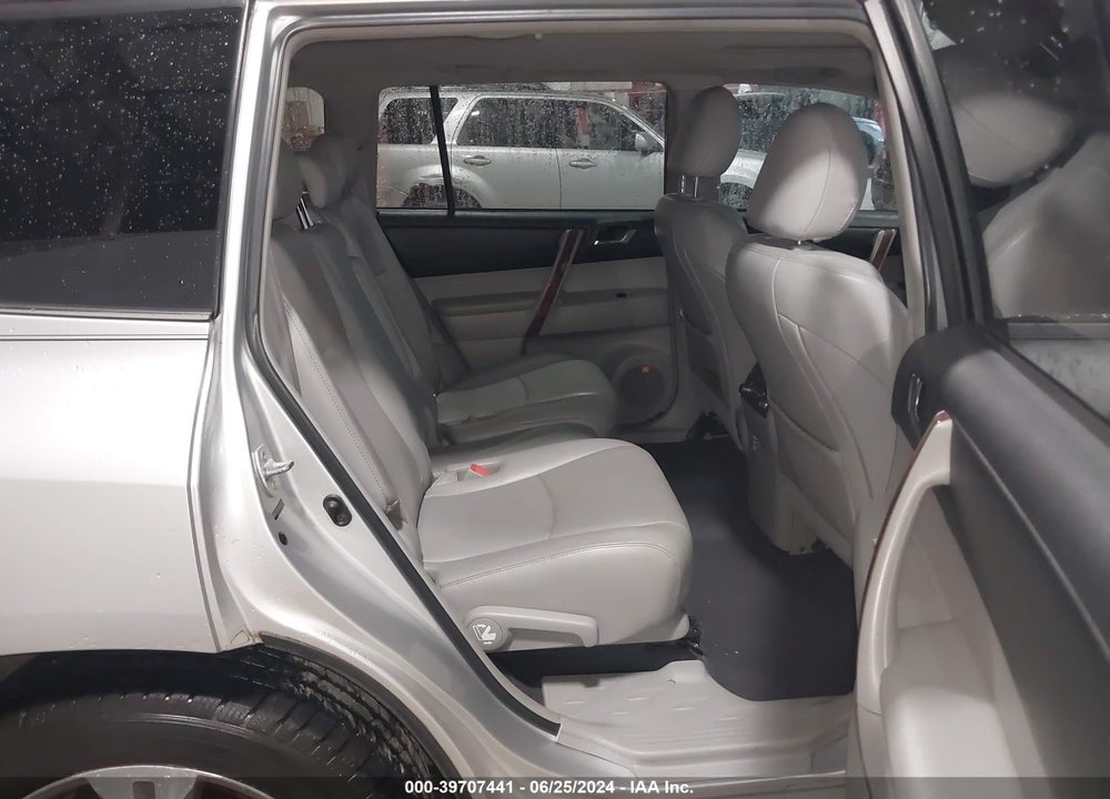 2011 TOYOTA HIGHLANDER LIMITED V6 VIN: 5TDYK3EH4BS046251