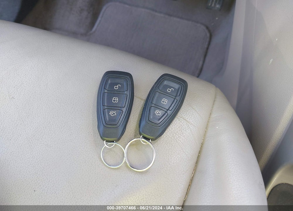 2015 FORD C-MAX HYBRID SEL VIN: 1FADP5BU5FL114471