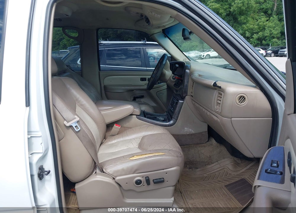 2003 GMC YUKON DENALI VIN: 1GKEK63U43J283961