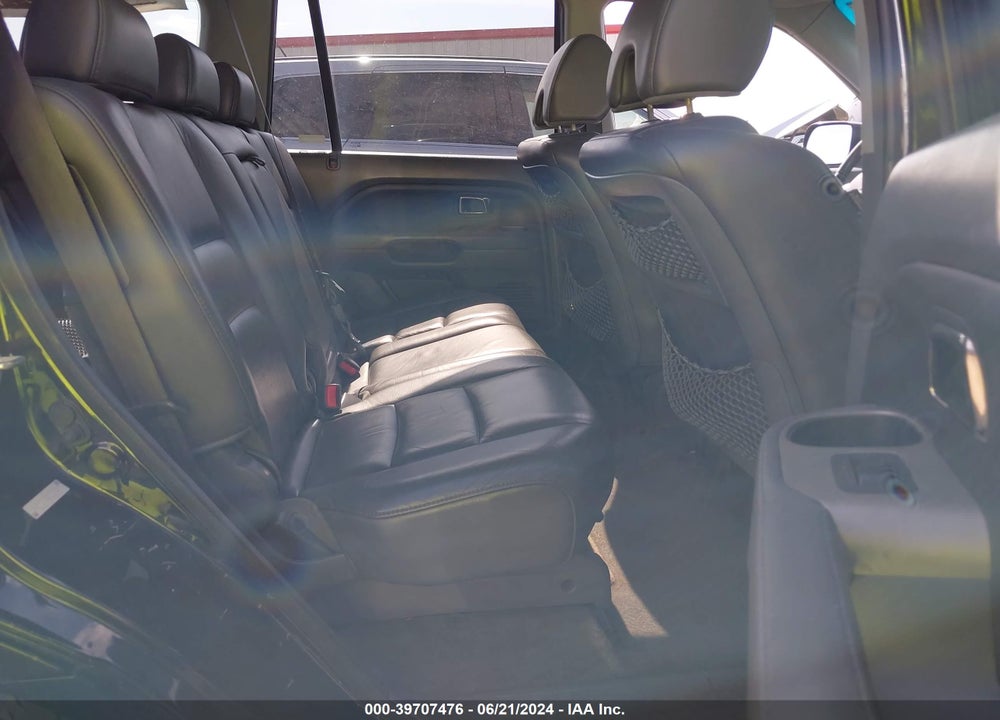 2006 HONDA PILOT EX-L VIN: 5FNYF28606B031992
