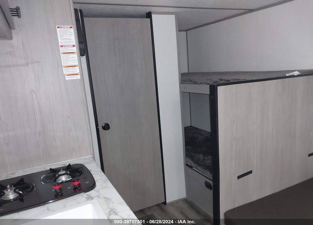 2023 COLEMAN TRAVEL TRAILER VIN: 4YDTCMG15PH942497