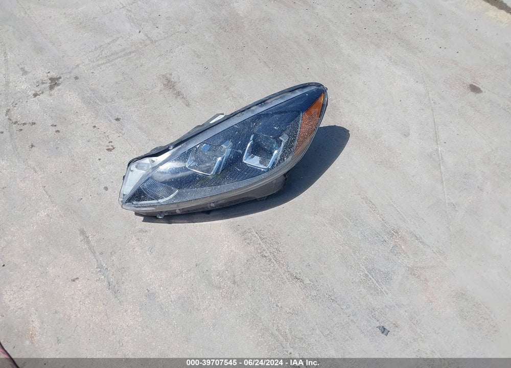 2021 FORD ESCAPE SE VIN: 1FMCU0G63MUA62806