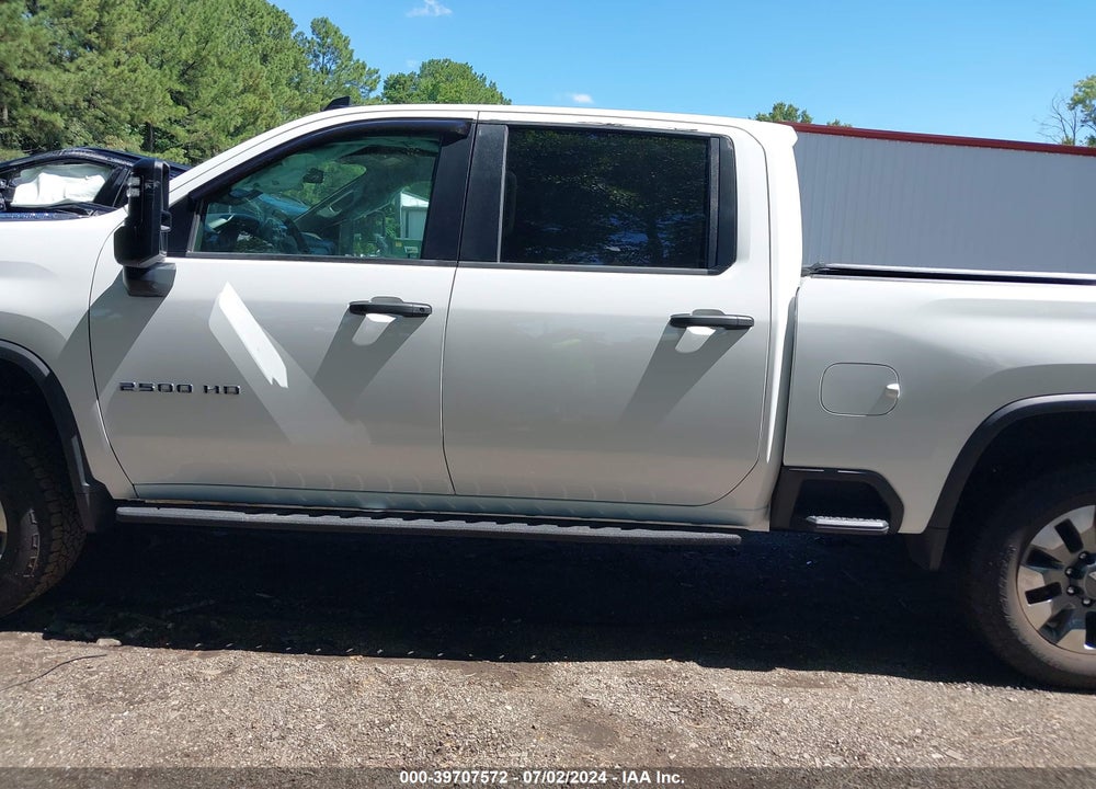 2023 CHEVROLET SILVERADO 2500HD 4WD STANDARD BED CUSTOM VIN: 2GC4YMEY3P1730600