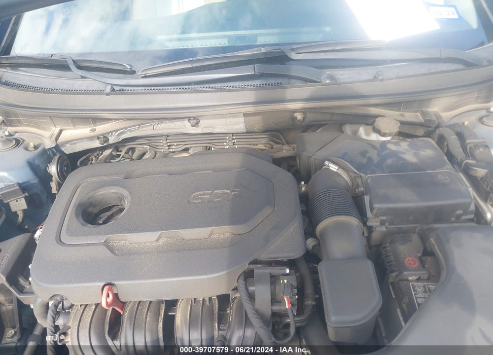 2015 HYUNDAI SONATA SE VIN: 5NPE24AF9FH185008