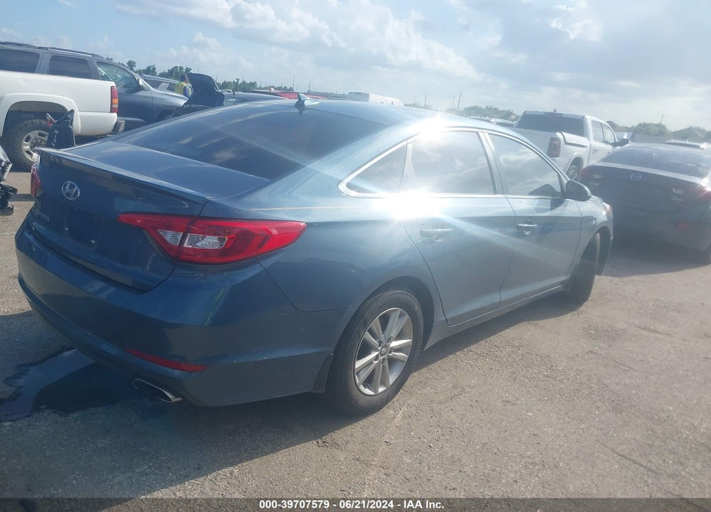 2015 HYUNDAI SONATA SE VIN: 5NPE24AF9FH185008