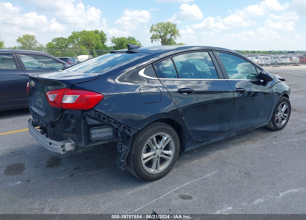 2017 CHEVROLET CRUZE LT AUTO VIN: 1G1BE5SM8H7232249