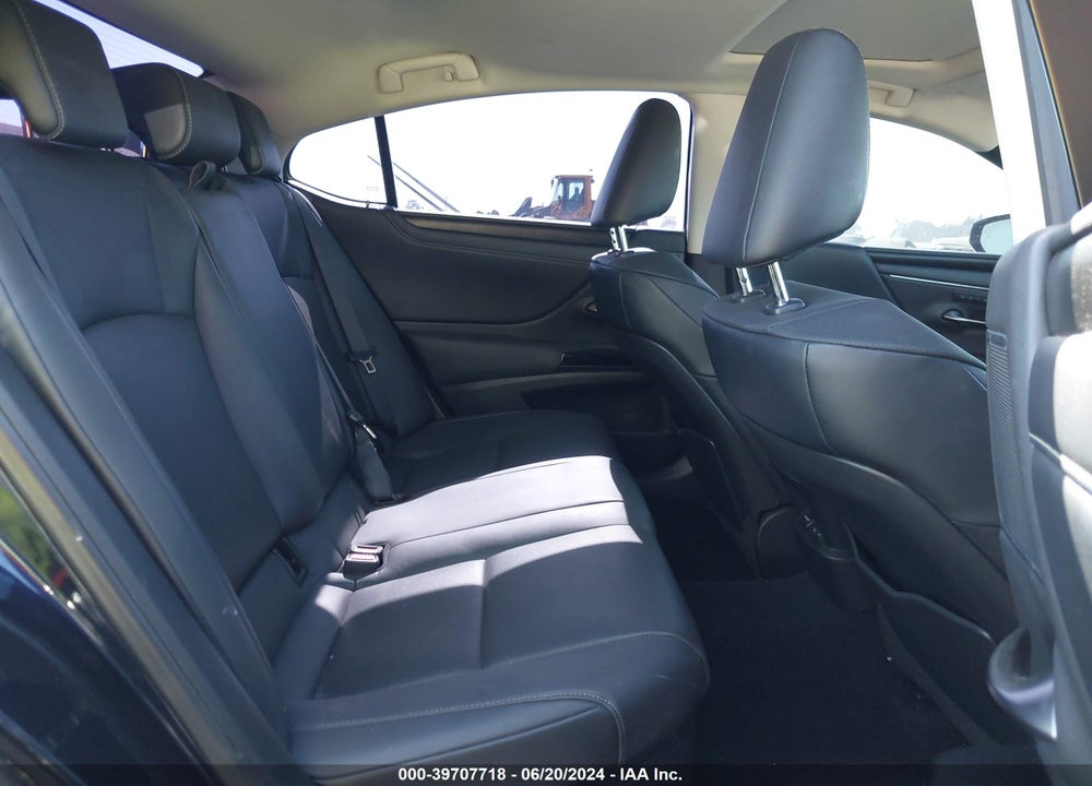 2022 LEXUS ES 300H VIN: 58ADA1C14NU017591