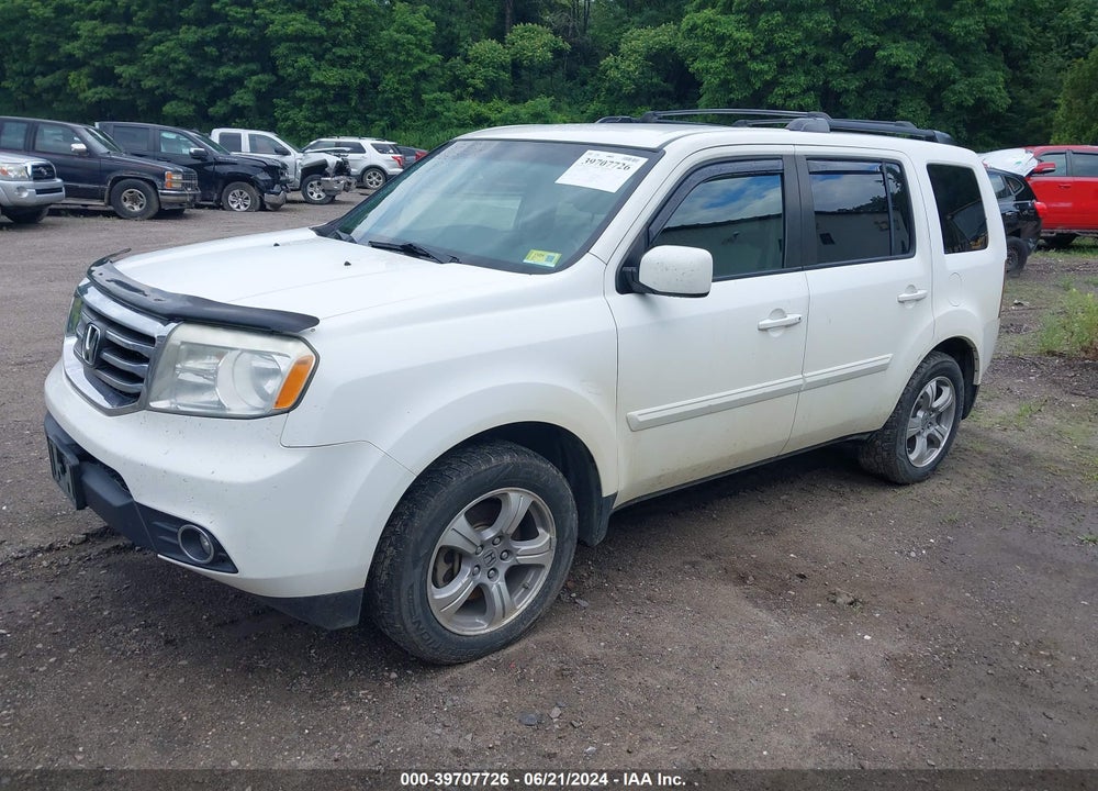 2013 HONDA PILOT EX VIN: 5FNYF4H43DB033808