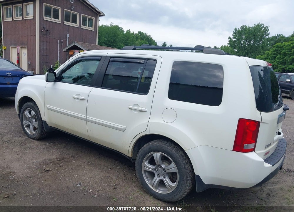2013 HONDA PILOT EX VIN: 5FNYF4H43DB033808