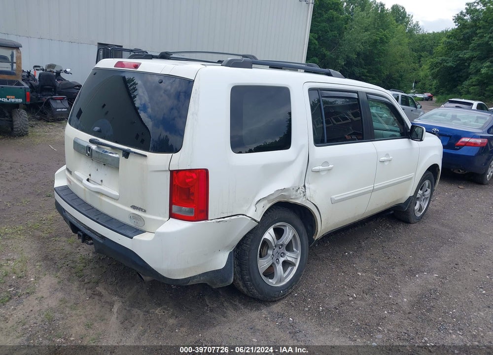 2013 HONDA PILOT EX VIN: 5FNYF4H43DB033808
