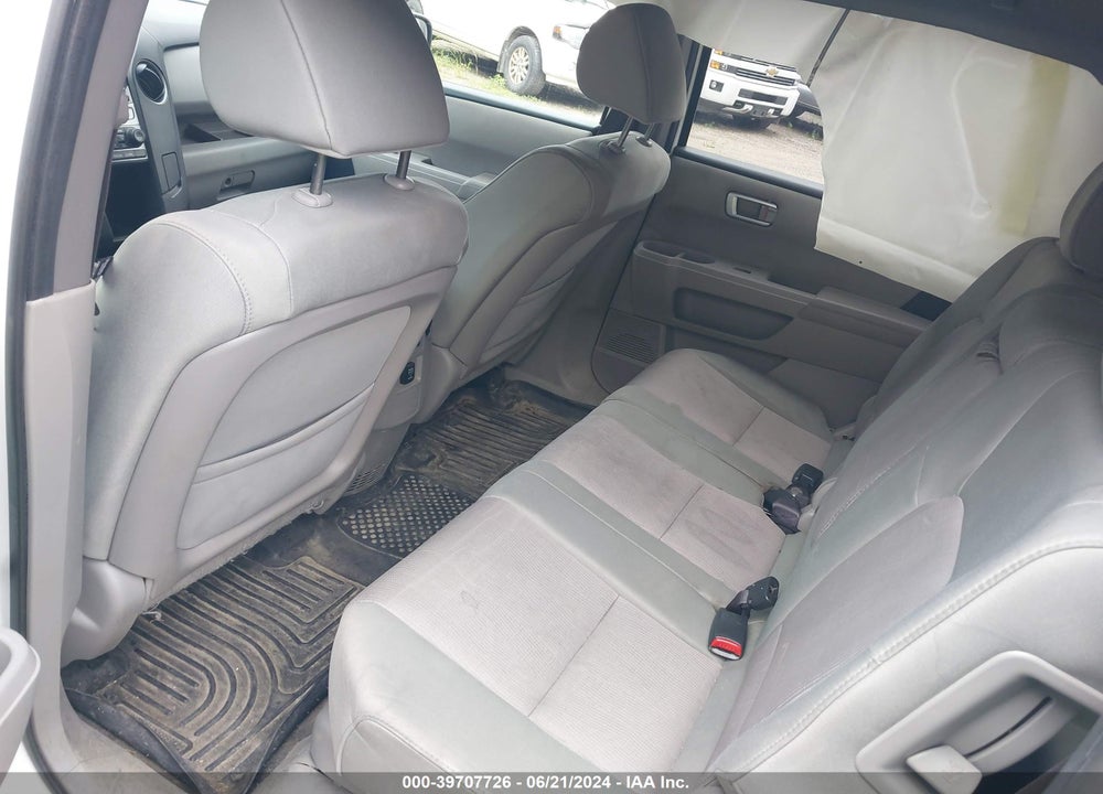 2013 HONDA PILOT EX VIN: 5FNYF4H43DB033808
