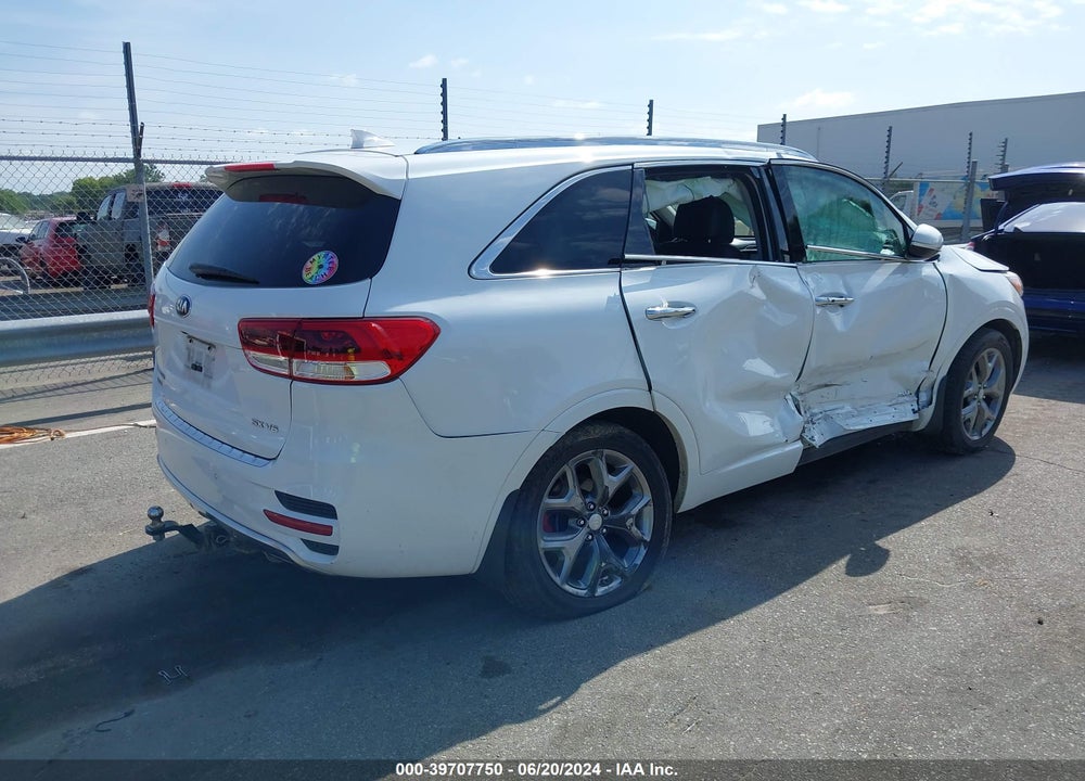 2017 KIA SORENTO 3.3L SX VIN: 5XYPKDA51HG310447