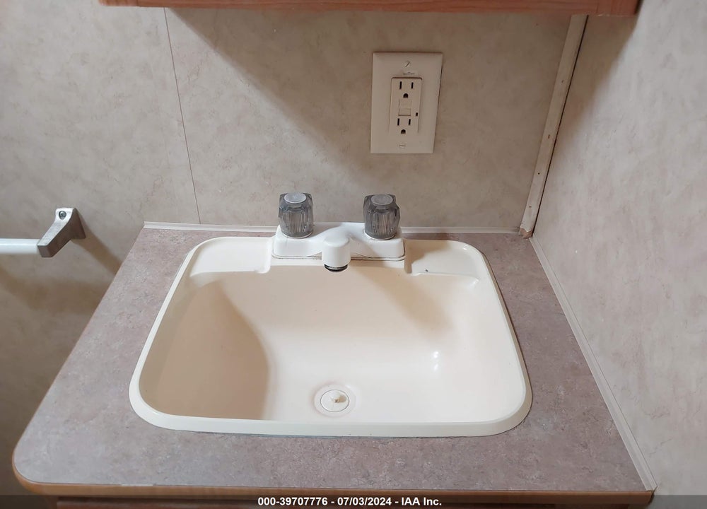 2007 DUTCHMEN LITE 26B VIN: 47CTD2N227M429651
