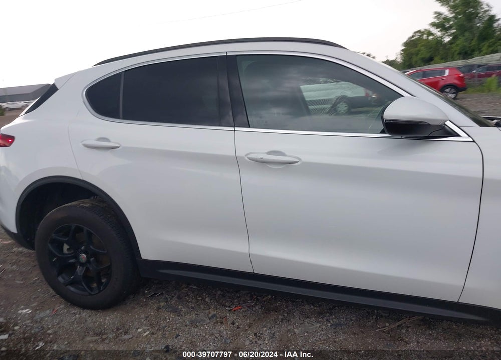 2021 ALFA ROMEO STELVIO AWD VIN: ZASPAKAN6M7D15150