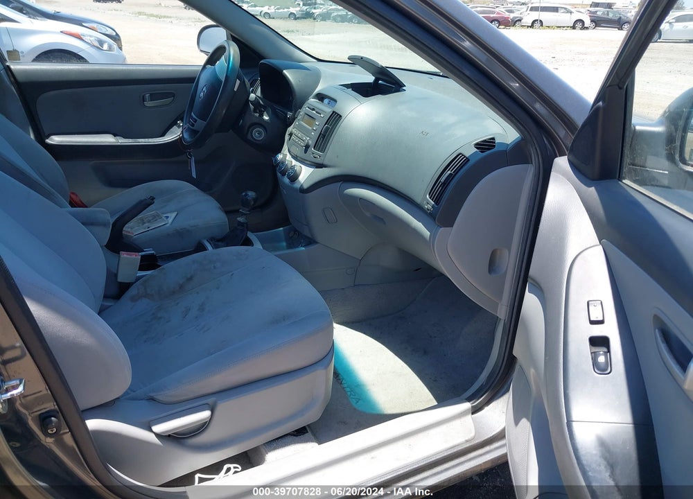 2007 HYUNDAI ELANTRA GLS/LIMITED/SE VIN: KMHDU46D57U238660
