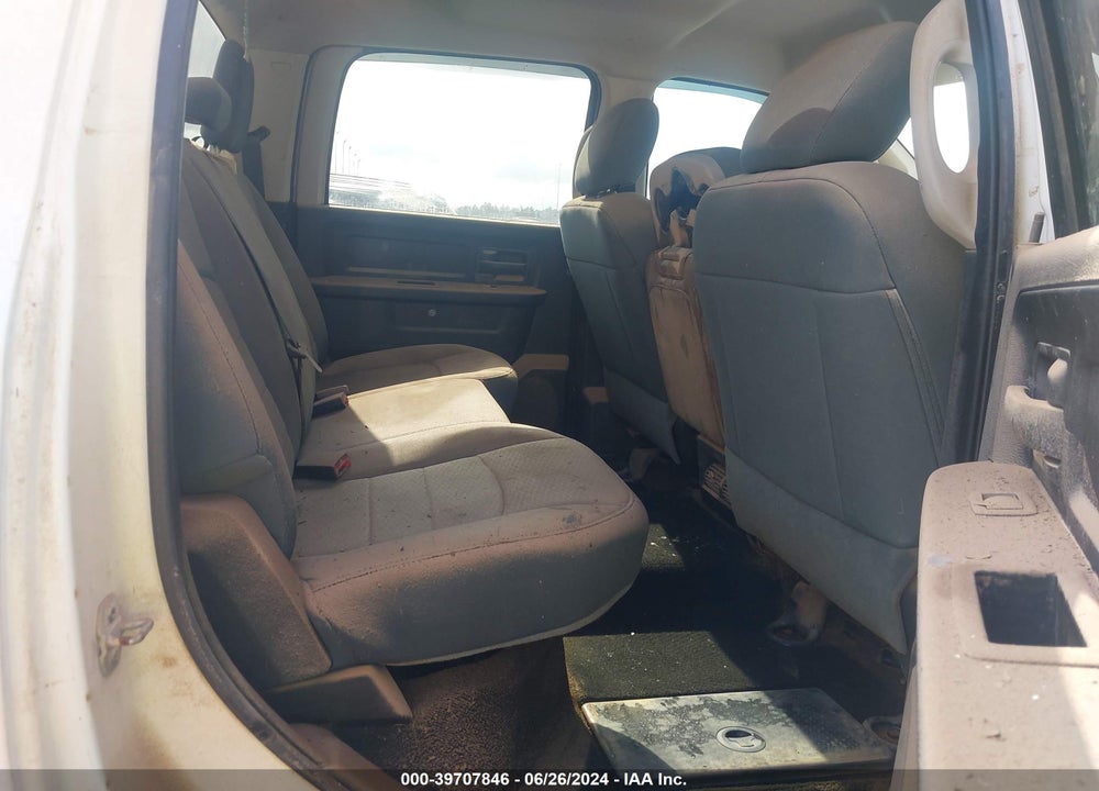 2015 RAM 2500 TRADESMAN VIN: 3C6UR5HJ9FG587571