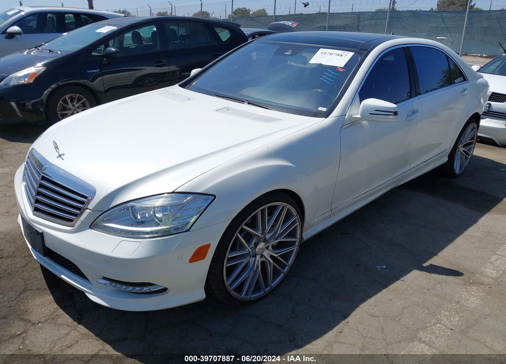 2013 MERCEDES-BENZ S 550 4MATIC VIN: WDDNG9EB3DA499138