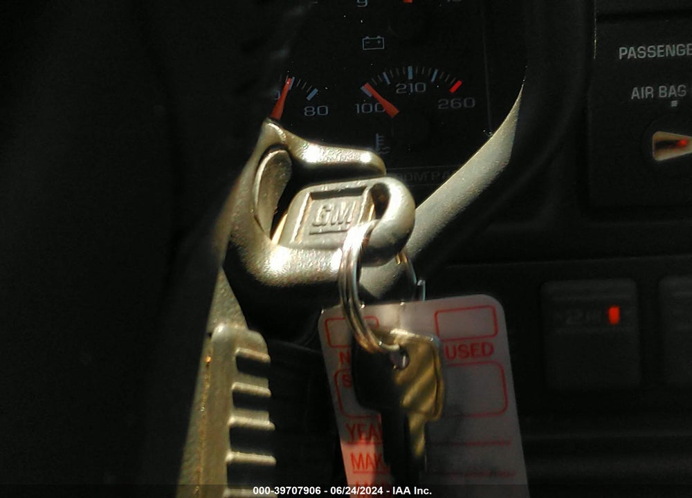 1997 CHEVROLET K1500 FLEETSIDE VIN: 1GCEK19M5VE204928