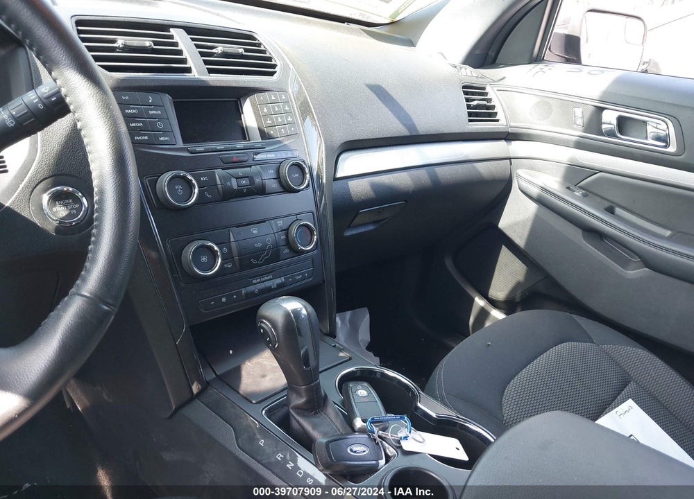 2019 FORD EXPLORER XLT VIN: 1FM5K7D86KGB08654