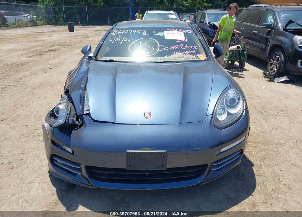 2014 PORSCHE PANAMERA 4 VIN: WP0AA2A76EL007940