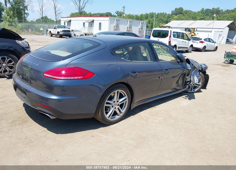 2014 PORSCHE PANAMERA 4 VIN: WP0AA2A76EL007940