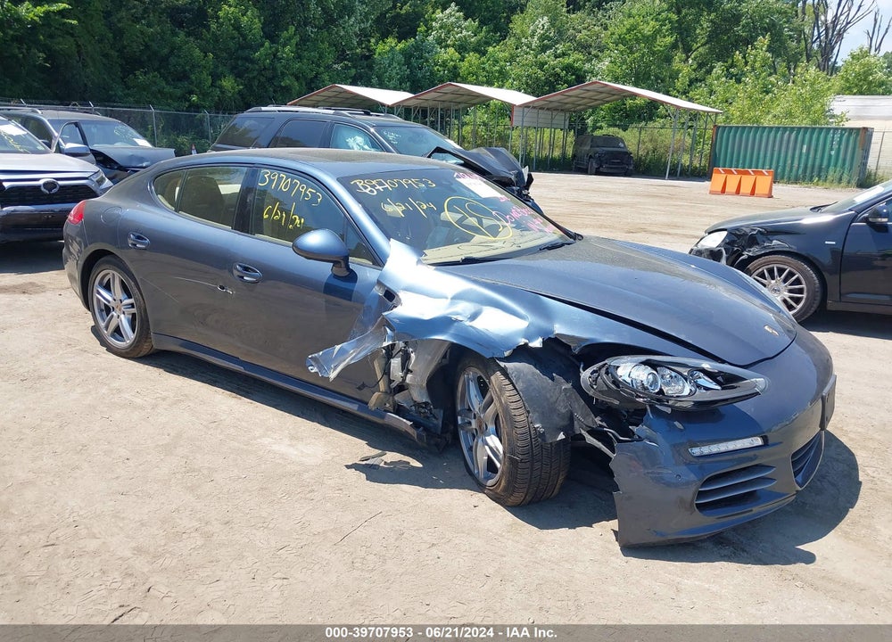 2014 PORSCHE PANAMERA 4 VIN: WP0AA2A76EL007940