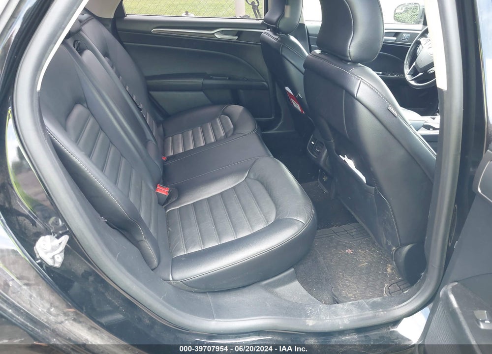 2018 FORD FUSION SE VIN: 3FA6P0HD3JR106625