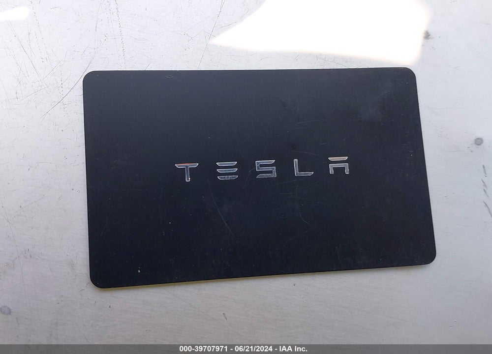 2021 TESLA MODEL Y LONG RANGE DUAL MOTOR ALL-WHEEL DRIVE VIN: 5YJYGAEE2MF282447