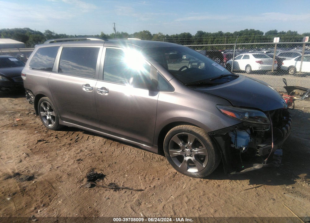 2016 TOYOTA SIENNA SE 8 PASSENGER VIN: 5TDXK3DC6GS724569