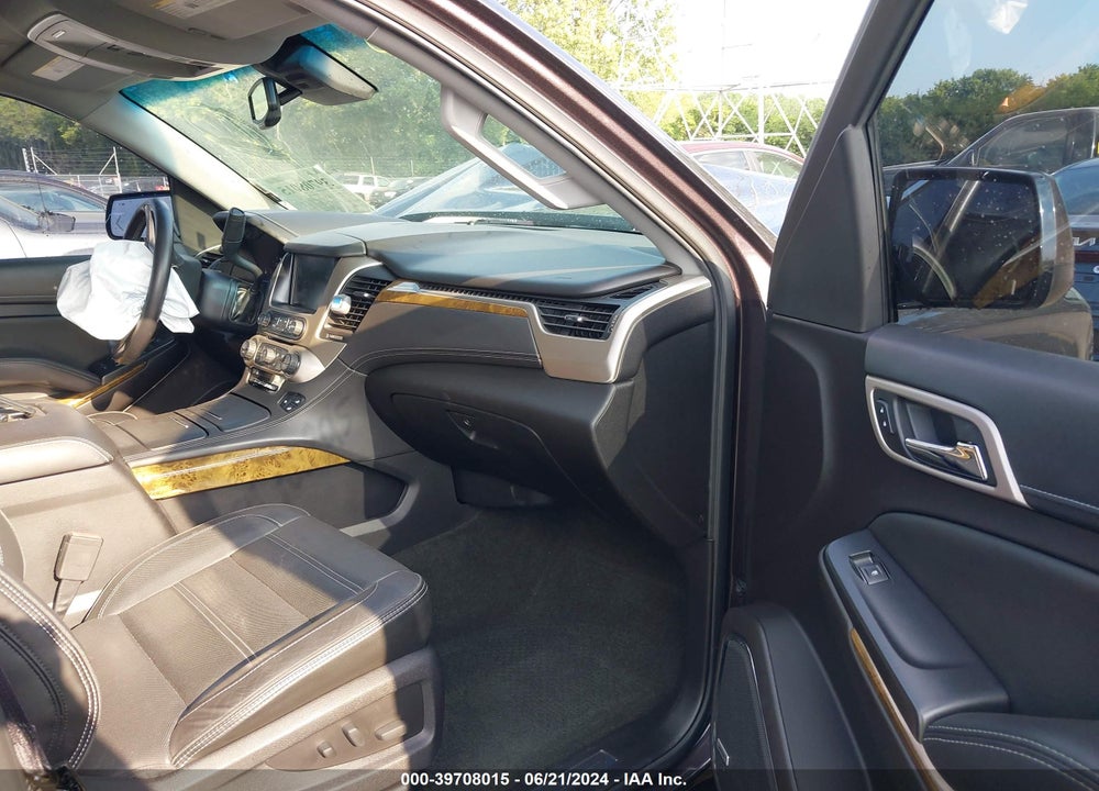2016 GMC YUKON XL DENALI VIN: 1GKS2HKJ7GR427399