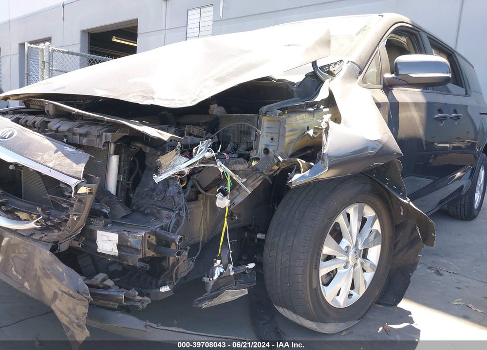 2015 KIA SEDONA LX VIN: KNDMB5C10F6027220