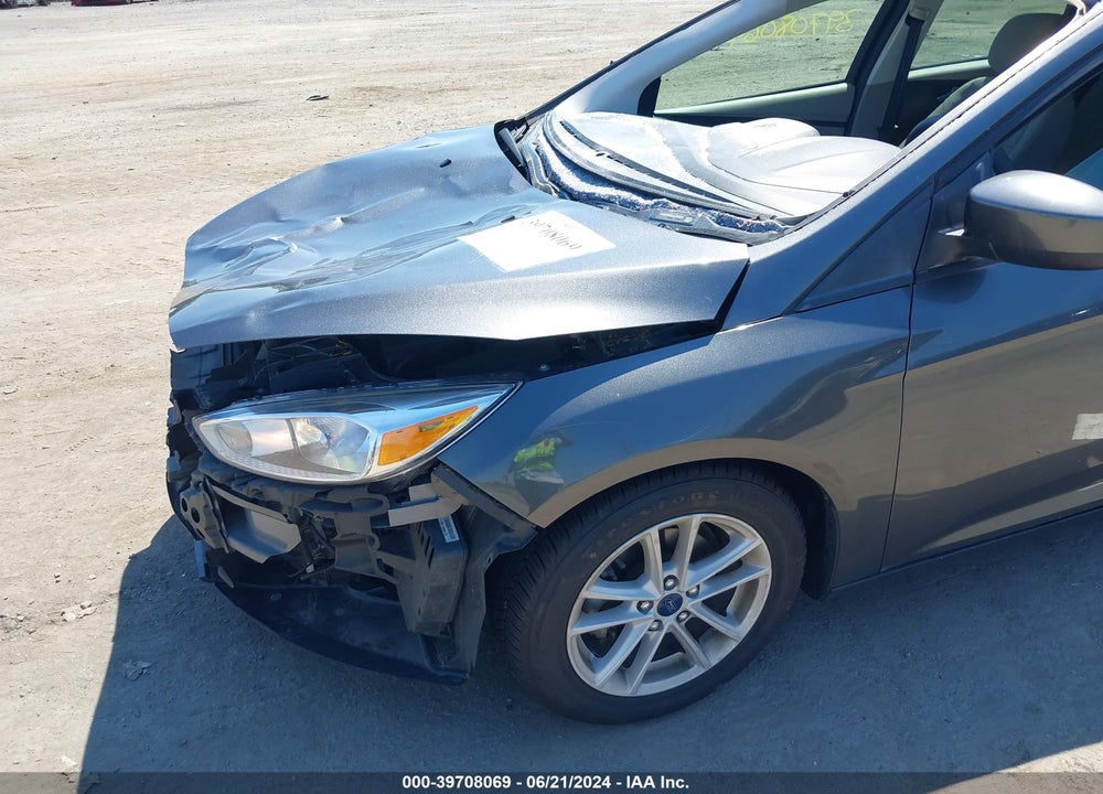 2018 FORD FOCUS SE VIN: 1FADP3K26JL225431
