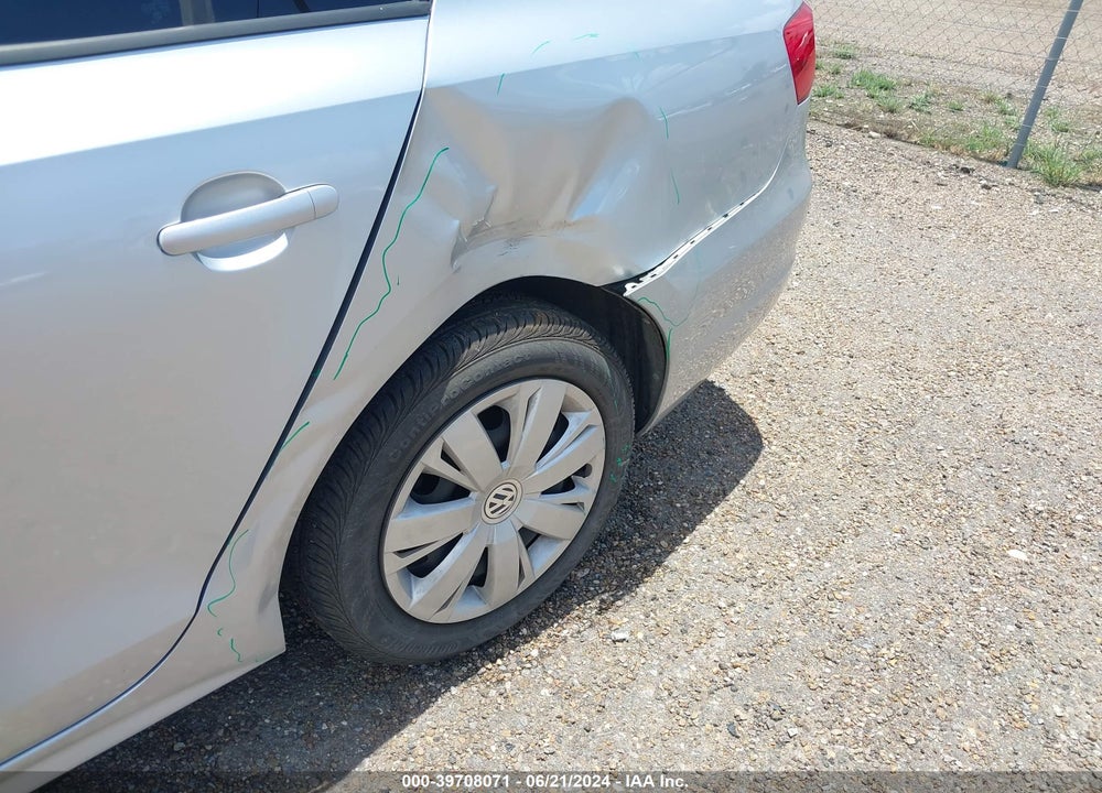 2014 VOLKSWAGEN JETTA 1.8T SE VIN: 3VWD17AJ5EM362793