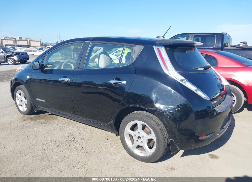 2011 NISSAN LEAF SL VIN: JN1AZ0CP2BT006518