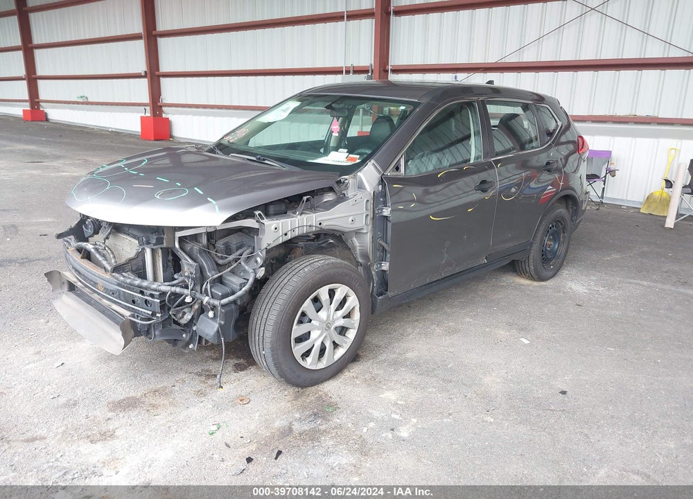 2017 NISSAN ROGUE S VIN: KNMAT2MV0HP568443