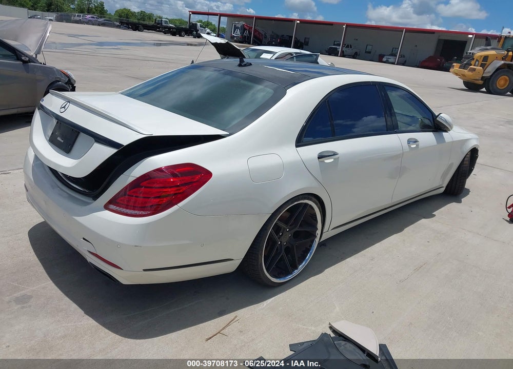 2015 MERCEDES-BENZ S 550 VIN: WDDUG8CB2FA170913