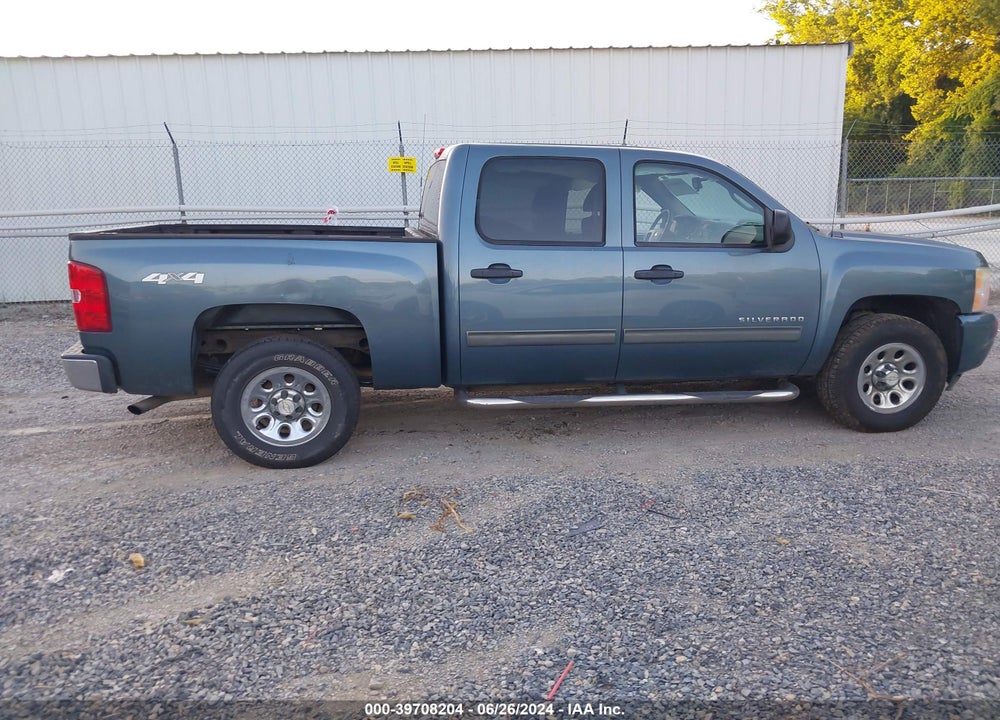 2011 CHEVROLET SILVERADO 1500 LT VIN: 3GCPKSEA2BG333532