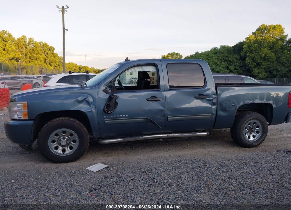 2011 CHEVROLET SILVERADO 1500 LT VIN: 3GCPKSEA2BG333532
