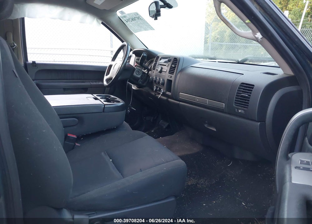 2011 CHEVROLET SILVERADO 1500 LT VIN: 3GCPKSEA2BG333532