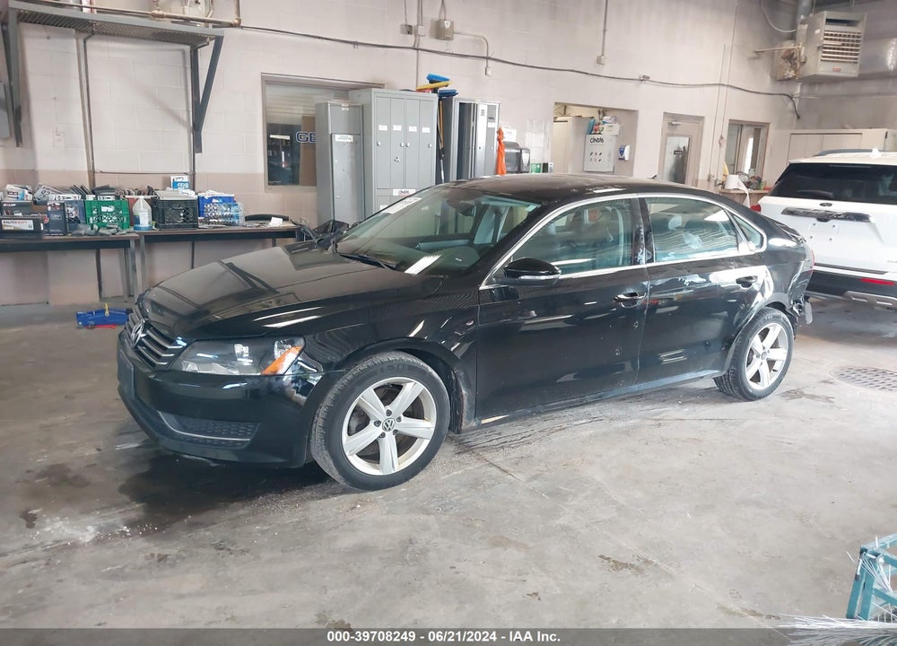 2012 VOLKSWAGEN PASSAT 2.5L SE VIN: 1VWBH7A33CC061846