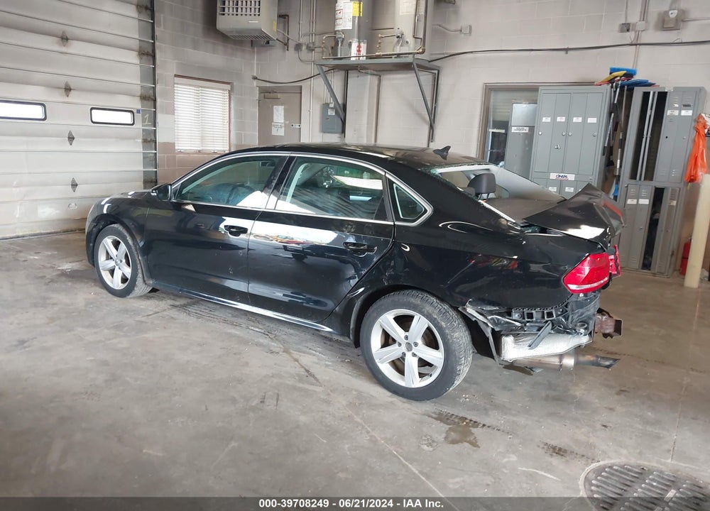 2012 VOLKSWAGEN PASSAT 2.5L SE VIN: 1VWBH7A33CC061846
