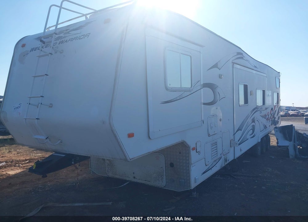 2006 WEEKEND WARRIOR TOY HAULER SERIES M- VIN: 5HRSS40306C011867