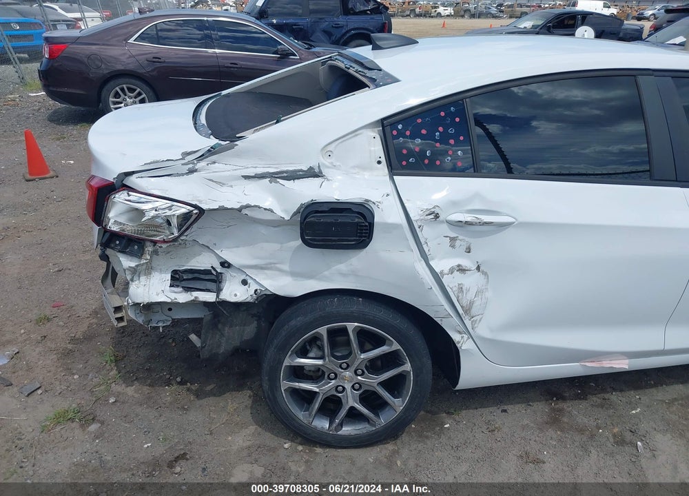 2018 CHEVROLET CRUZE LS AUTO VIN: 1G1BC5SM1J7229804
