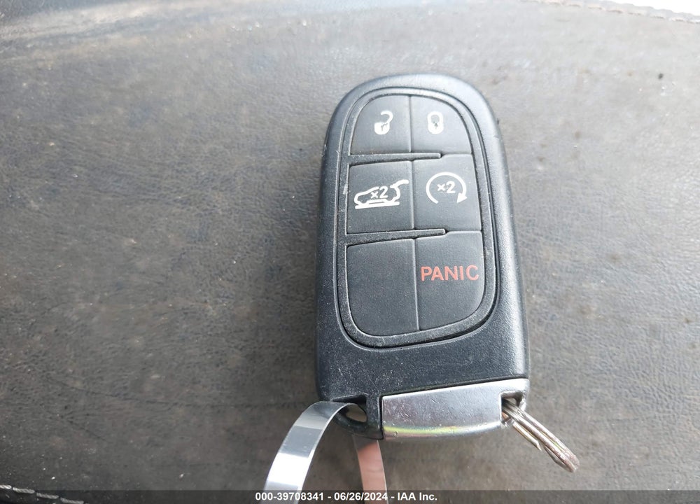 2015 CHEROKEE JEEP  LATITUDE VIN: 1C4PJLCB0FW669949
