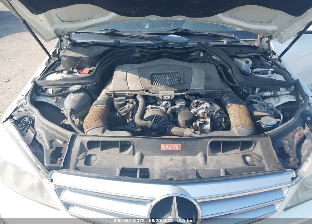 2009 MERCEDES-BENZ C 300 VIN: WDDGF81X29R056141