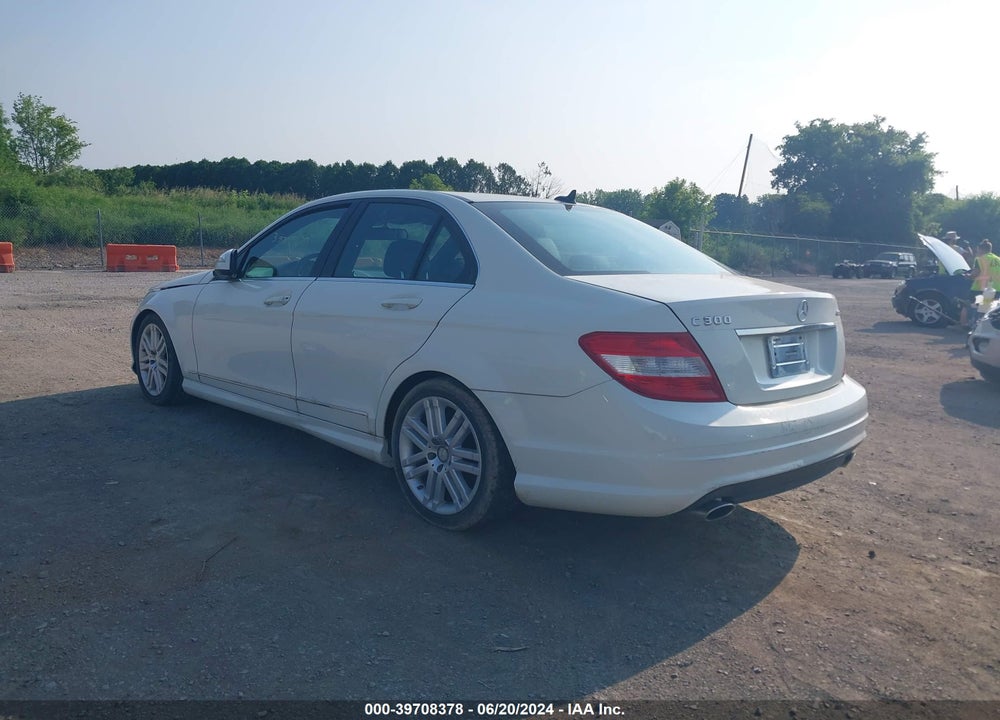 2009 MERCEDES-BENZ C 300 VIN: WDDGF81X29R056141